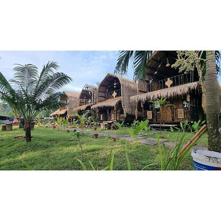 Mahkota Atia Bungallow Praya Exteriér fotografie