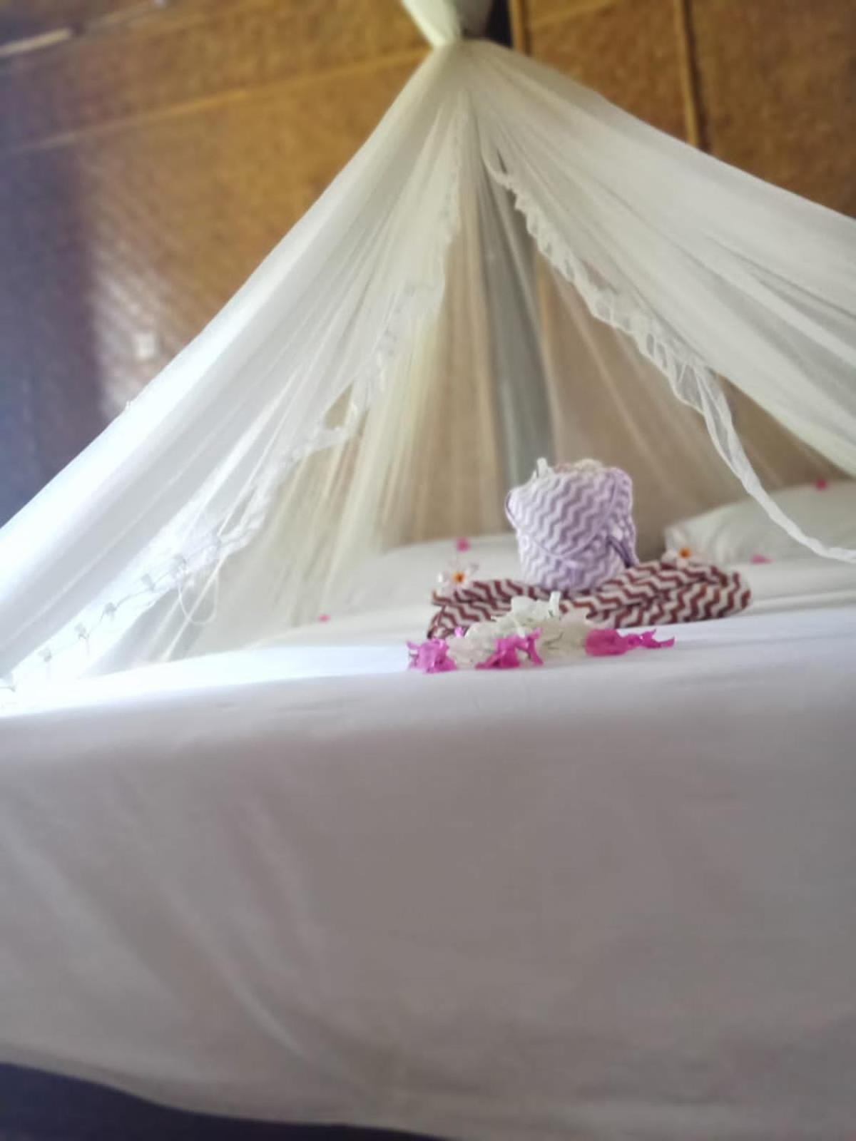 Mahkota Atia Bungallow Praya Exteriér fotografie